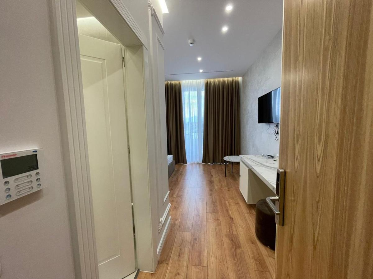 Hotel Ujvara Belsh ภายนอก รูปภาพ