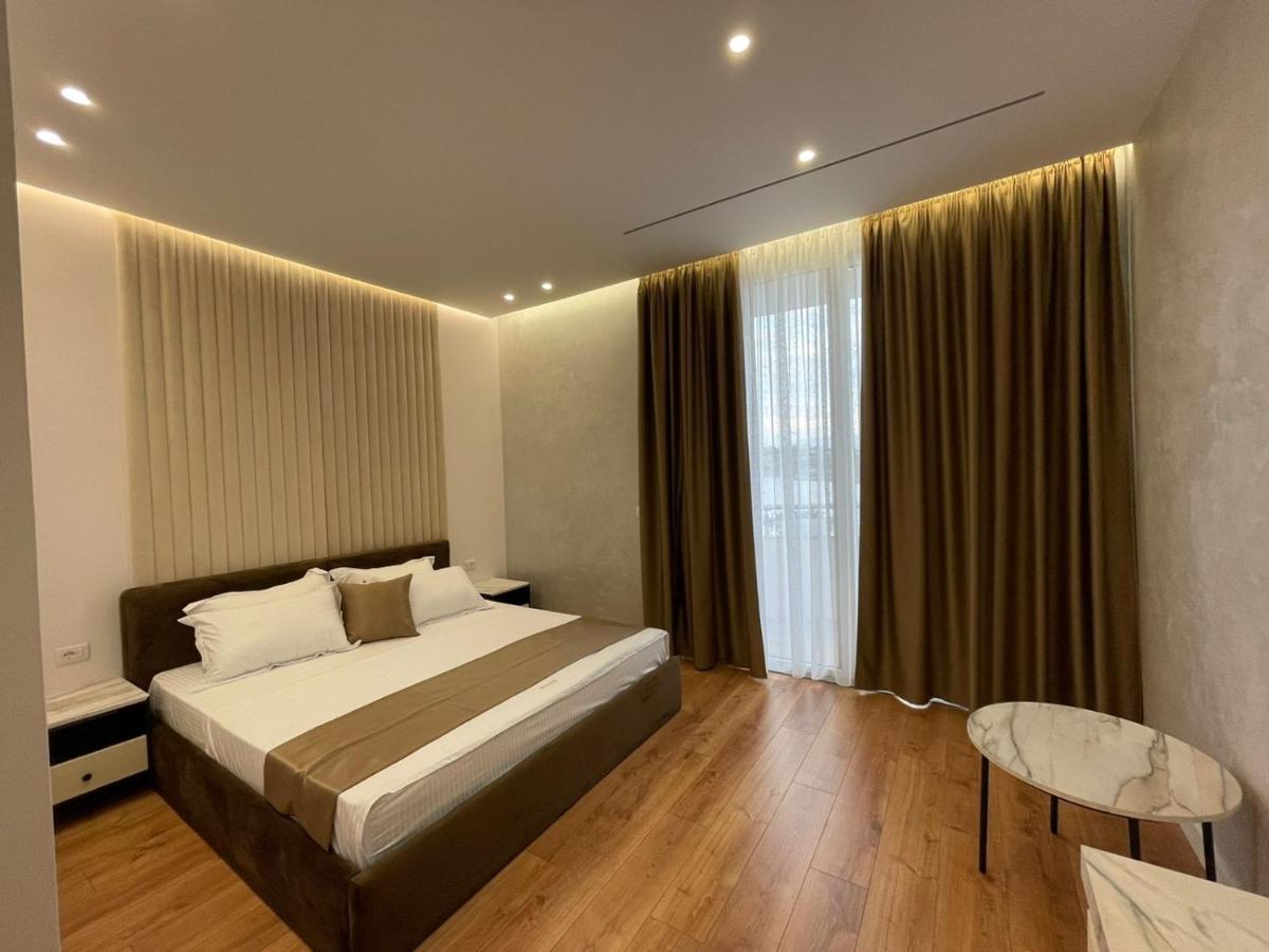 Hotel Ujvara Belsh ภายนอก รูปภาพ