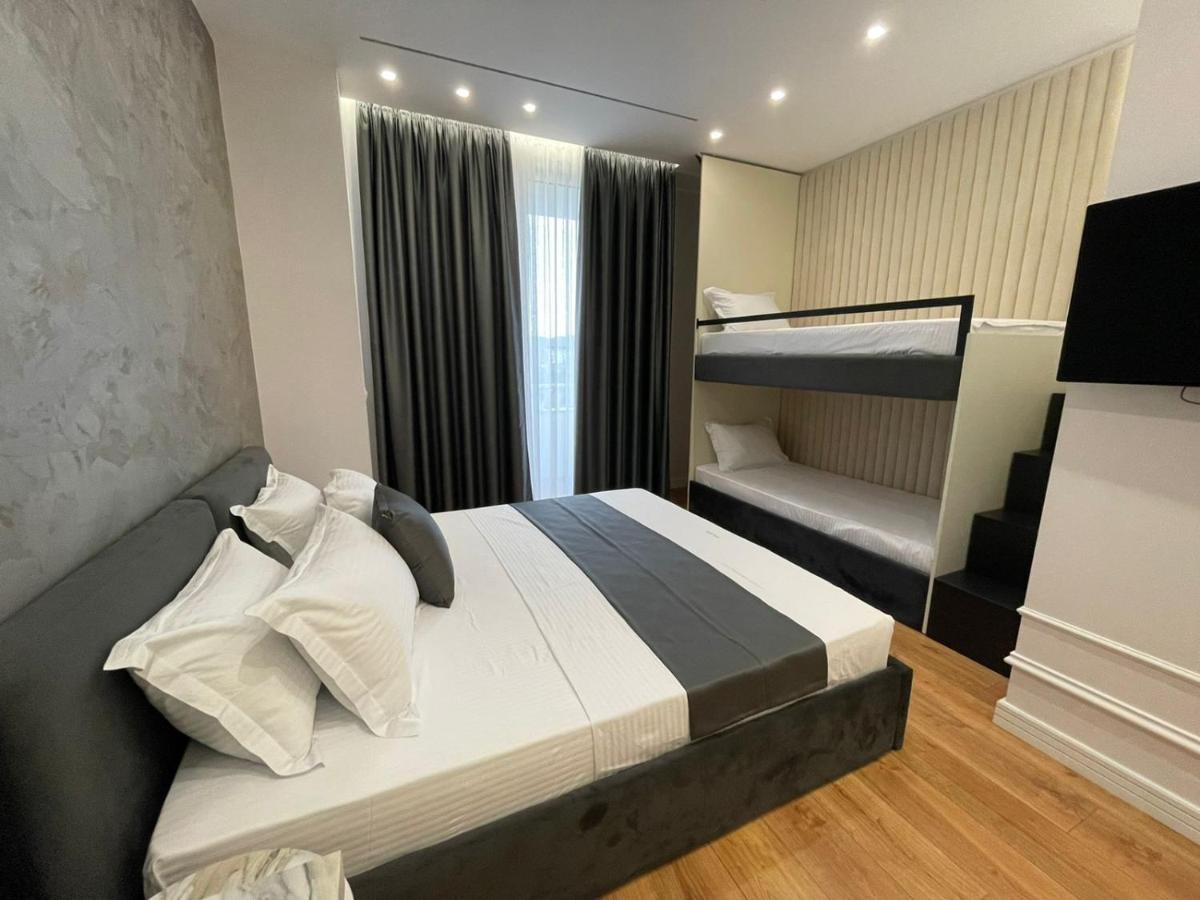 Hotel Ujvara Belsh ภายนอก รูปภาพ
