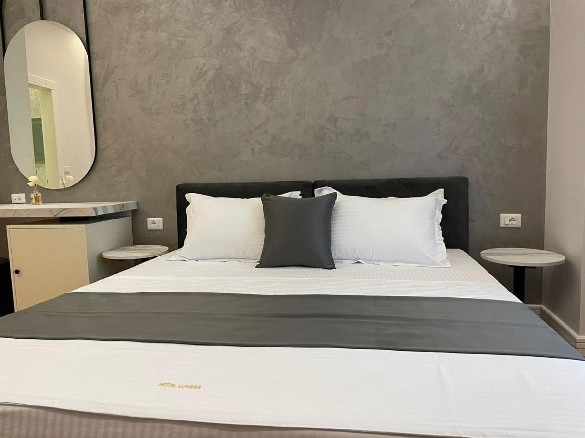 Hotel Ujvara Belsh ภายนอก รูปภาพ