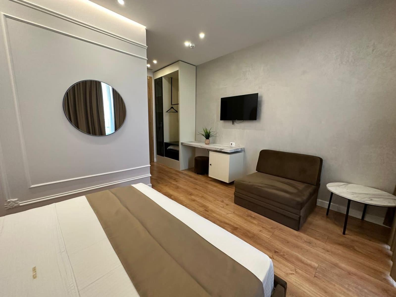 Hotel Ujvara Belsh ภายนอก รูปภาพ